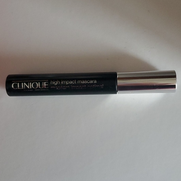 Clinique high impact mascara - Picture 1 of 3